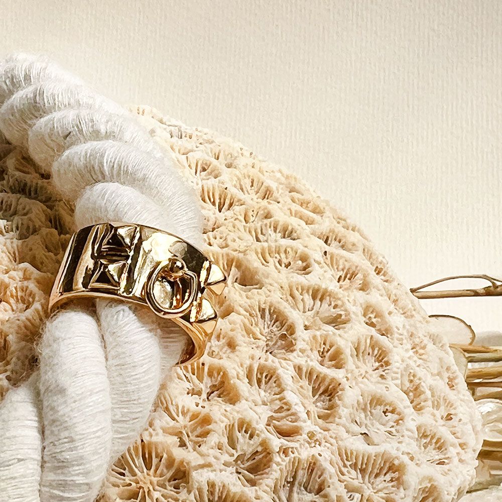 انگشتر آویز دار طلایی سایز 8