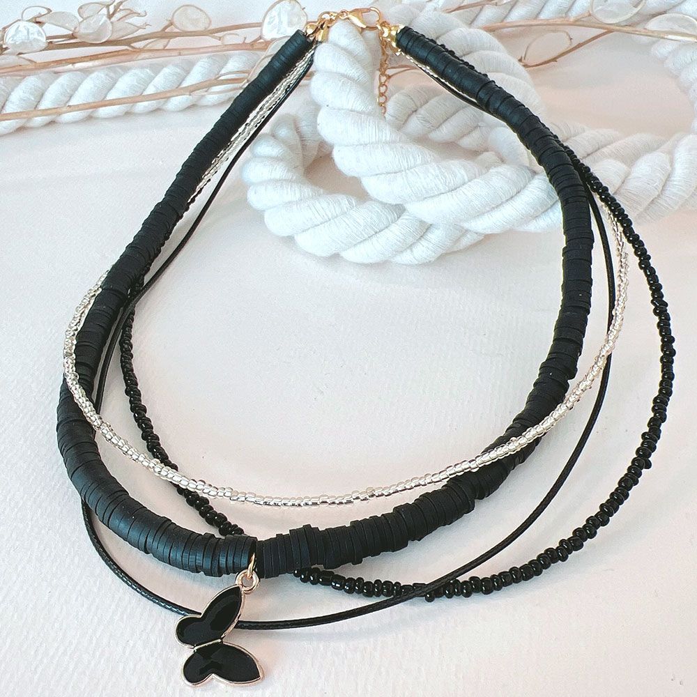  پروانه مشکی 