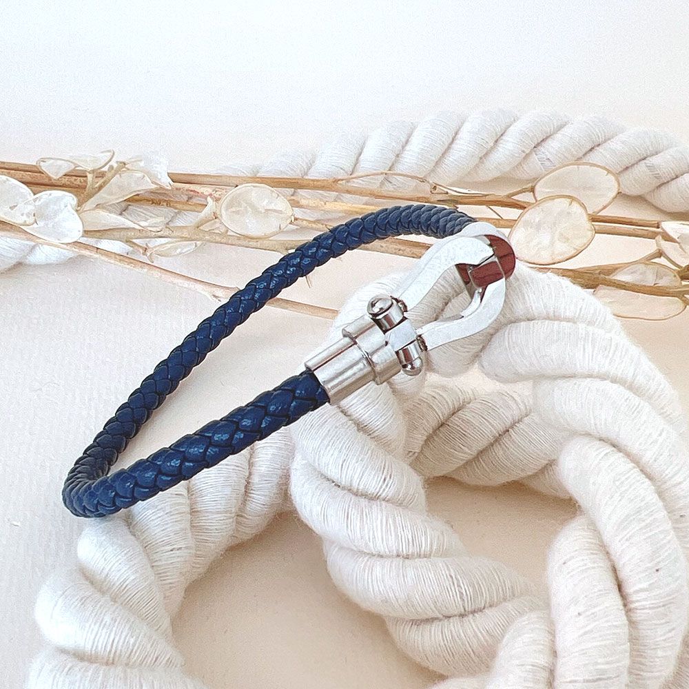  نقره ای با بند سرمه ای 