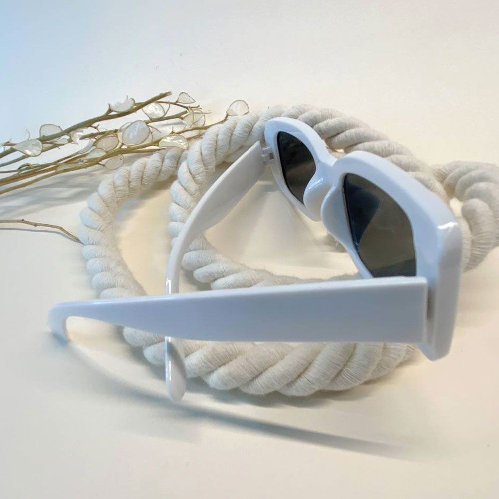 عینک  آفتابی مدل رترو سفید 