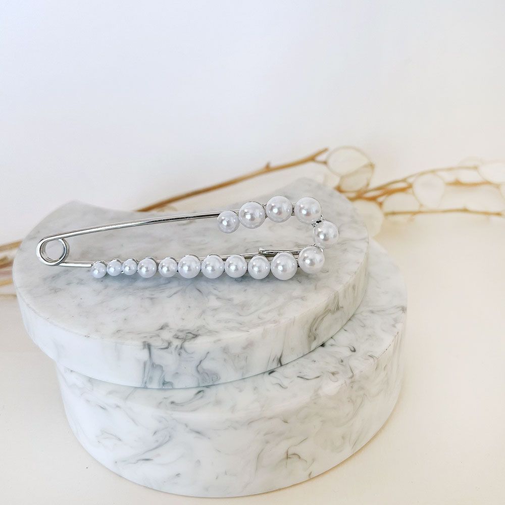 گل سینه سنجاق مروارید نقره ای