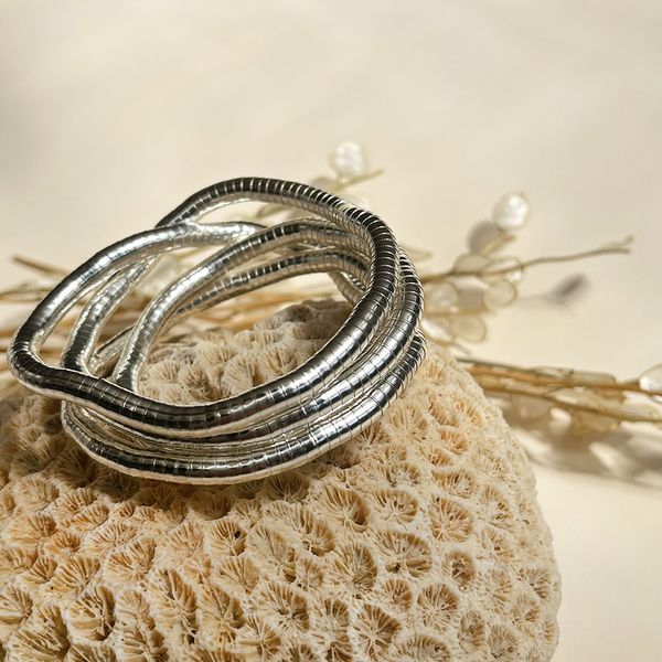 گردنبند ماری منعطف نقره‌ای 