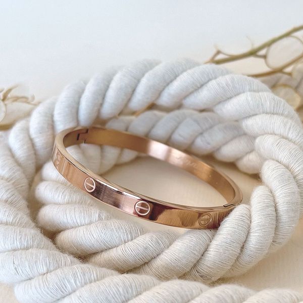 بنگل کارتیه رز گلد 