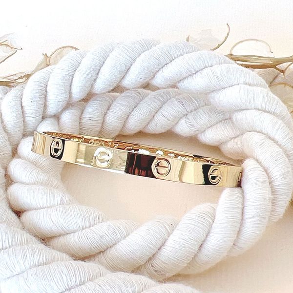 بنگل کارتیه طلایی 