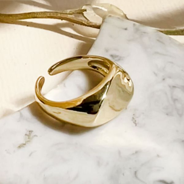 انگشتر موج طلایی