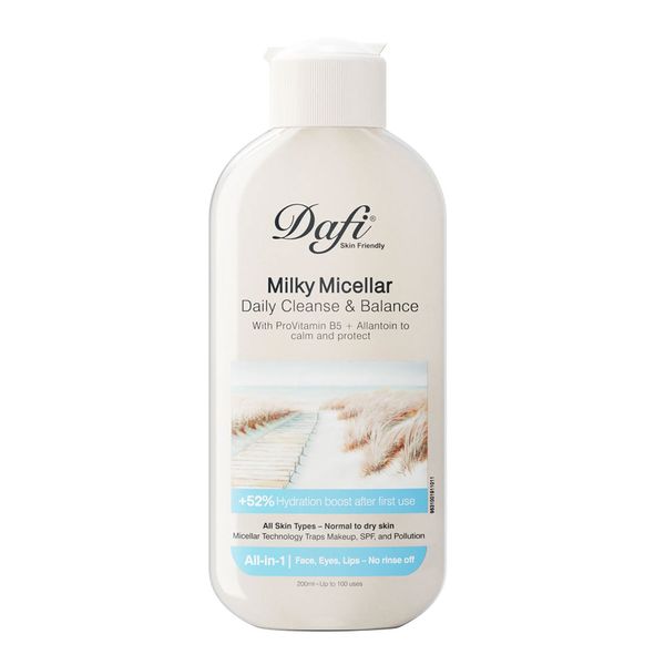 محلول پاک کننده آرایش شیری مناسب پوست خشک