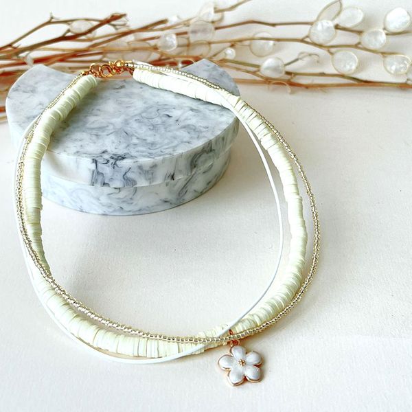 گردنبند چند رج نباتی 