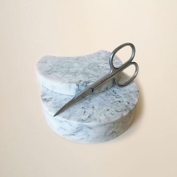قیچی نوک تیز ابرو